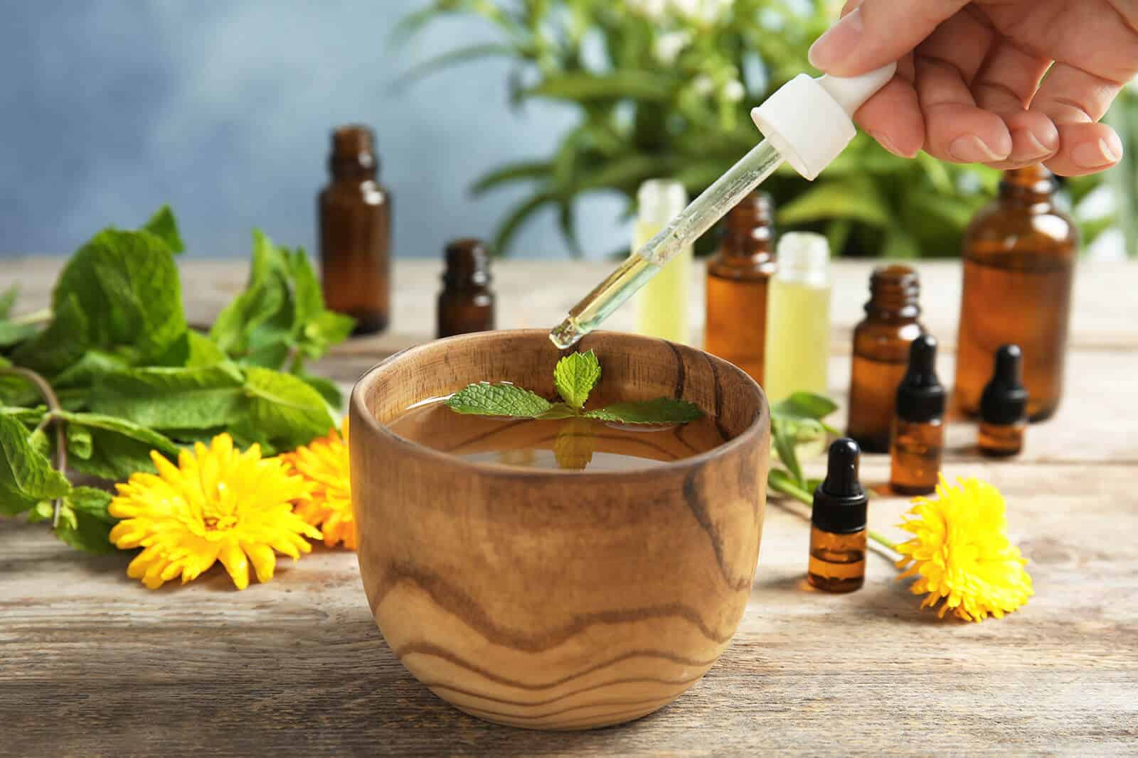 11 beauty products that can be replaced with one natural oil